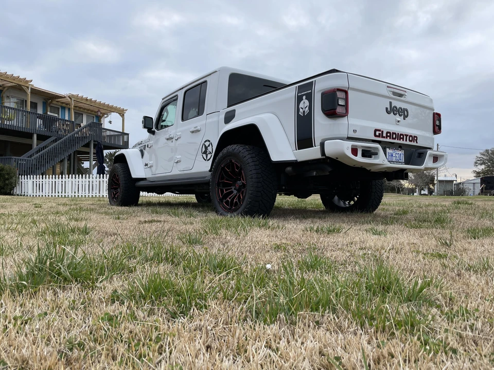 2021 Jeep JT Gladiator - Image 14 of 31