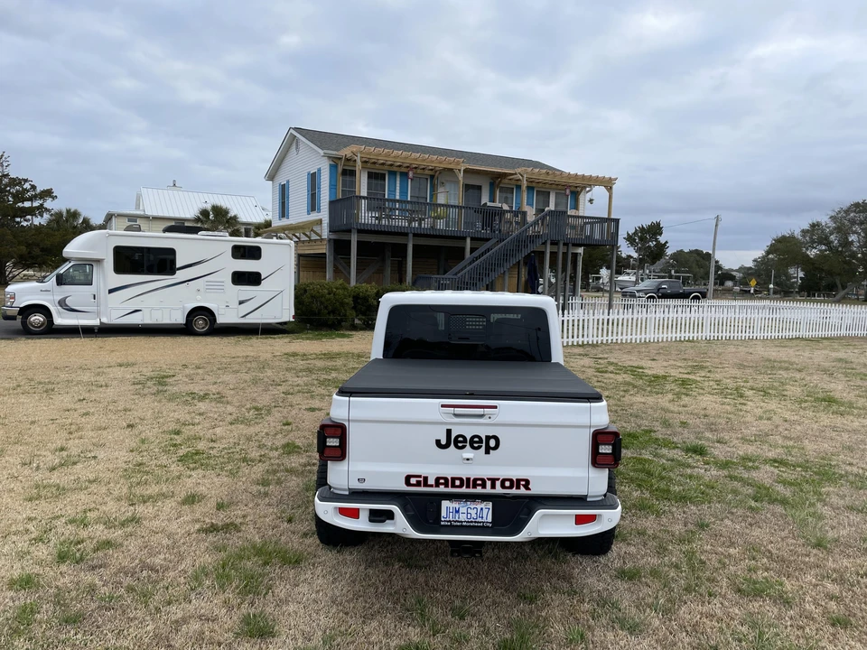 2021 Jeep JT Gladiator - Image 15 of 31