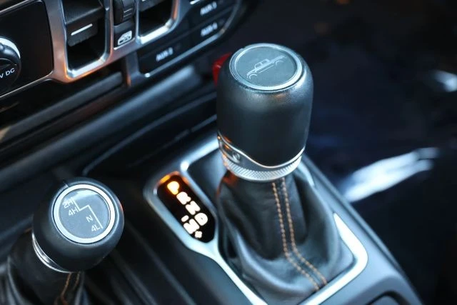 2021 Jeep JT Gladiator - Image 18 of 21