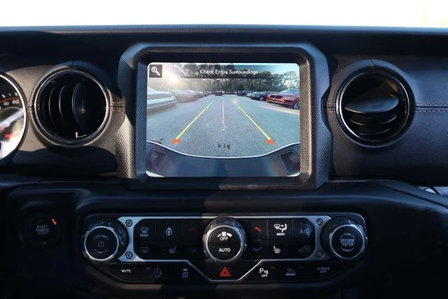 2021 Jeep JT Gladiator - Image 17 of 21