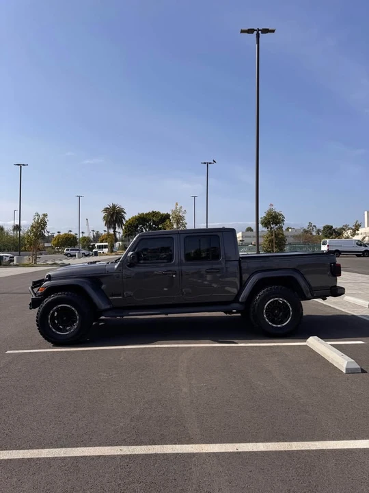 2021 Jeep JT Gladiator - Image 5 of 10