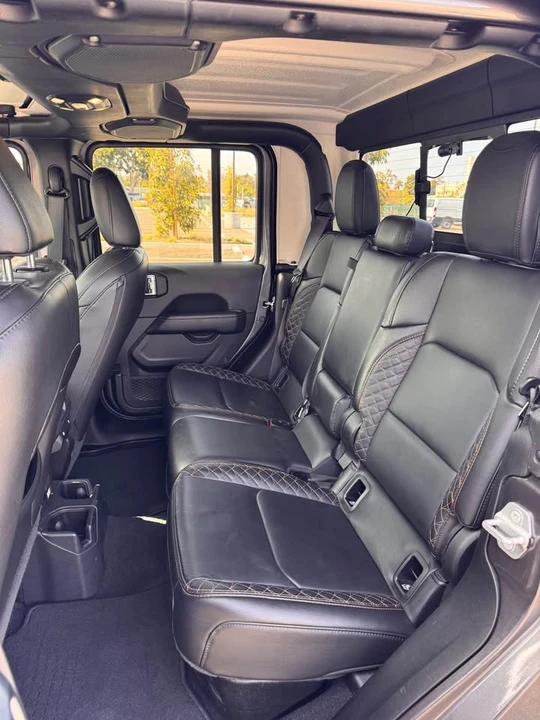 2021 Jeep JT Gladiator - Image 9 of 10
