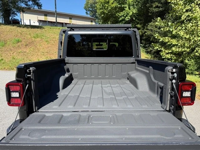 2021 Jeep JT Gladiator - Image 8 of 31