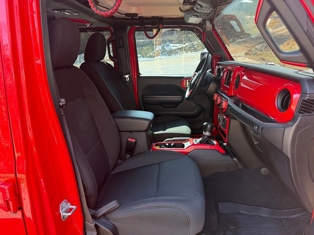 2021 Jeep JT Gladiator - Image 17 of 21