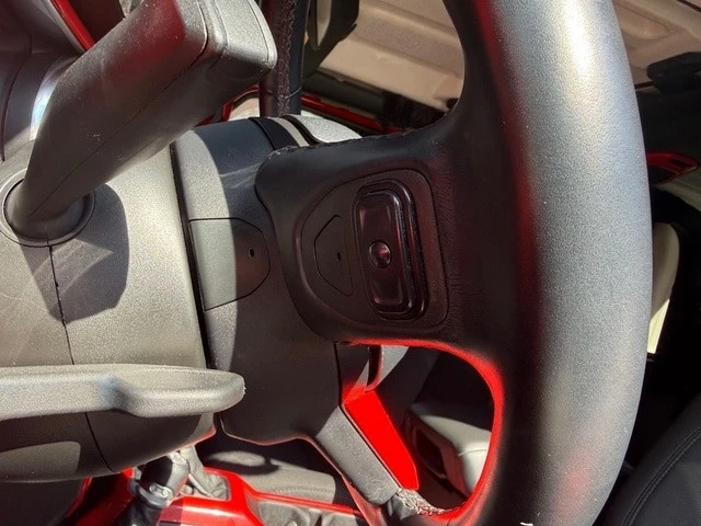 2021 Jeep JT Gladiator - Image 14 of 21