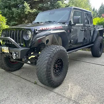 2021 Jeep Gladiator Lifted on 40" Tires