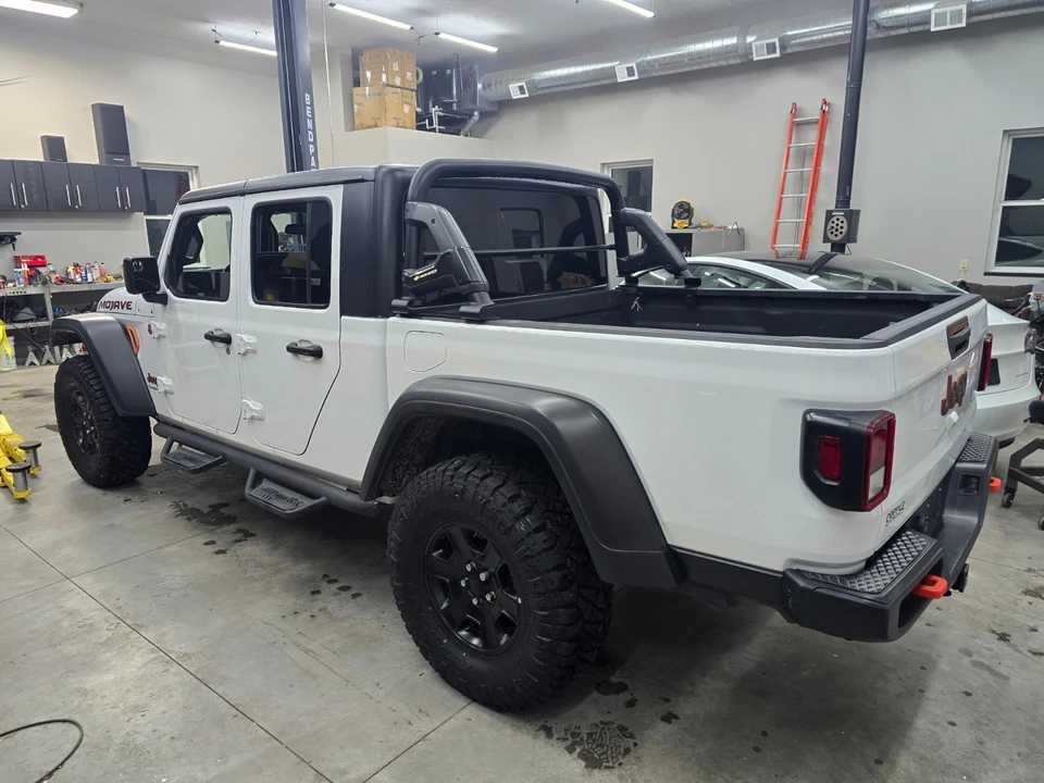 2021 Jeep JT Gladiator - Image 7 of 17