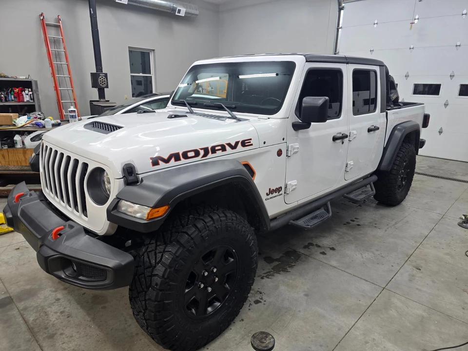 2021 Jeep JT Gladiator - Image 5 of 17