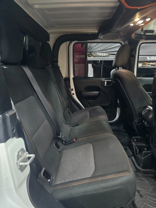 2021 Jeep JT Gladiator - Image 13 of 17