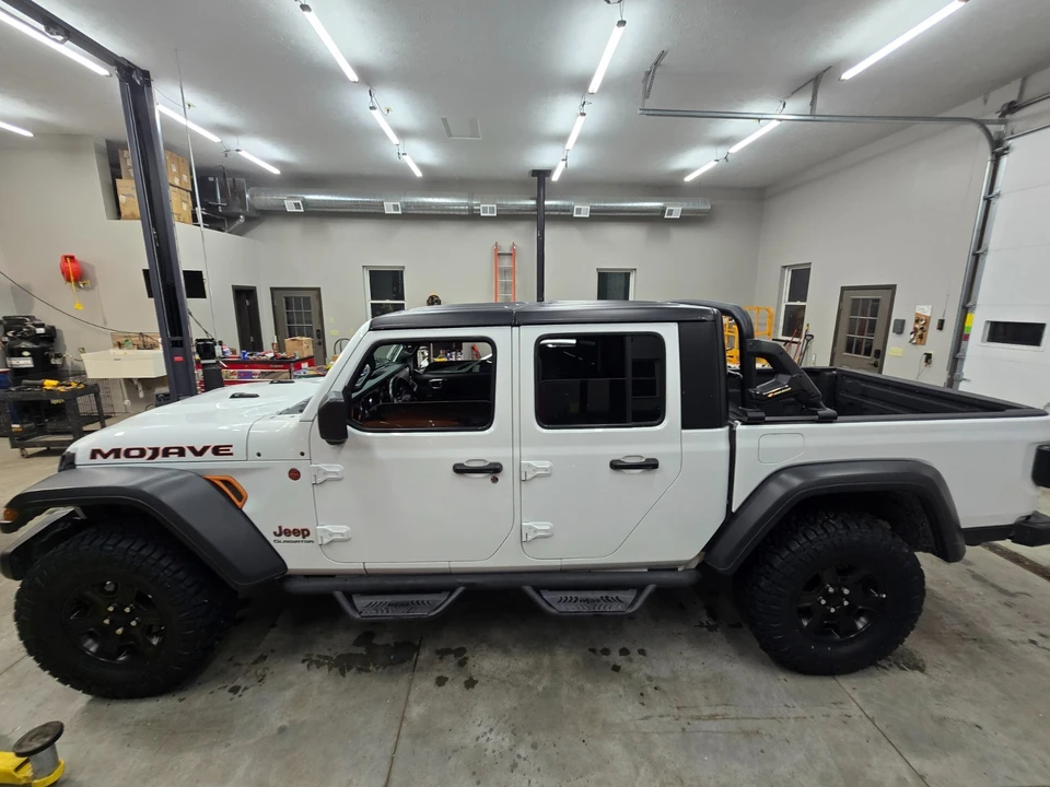 2021 Jeep JT Gladiator - Image 6 of 17