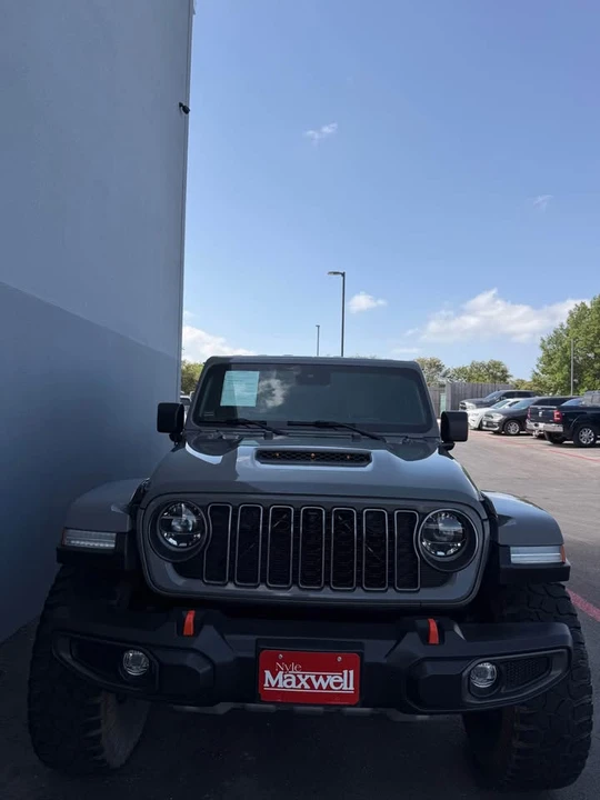 2021 Jeep JT Gladiator - Image 3 of 10
