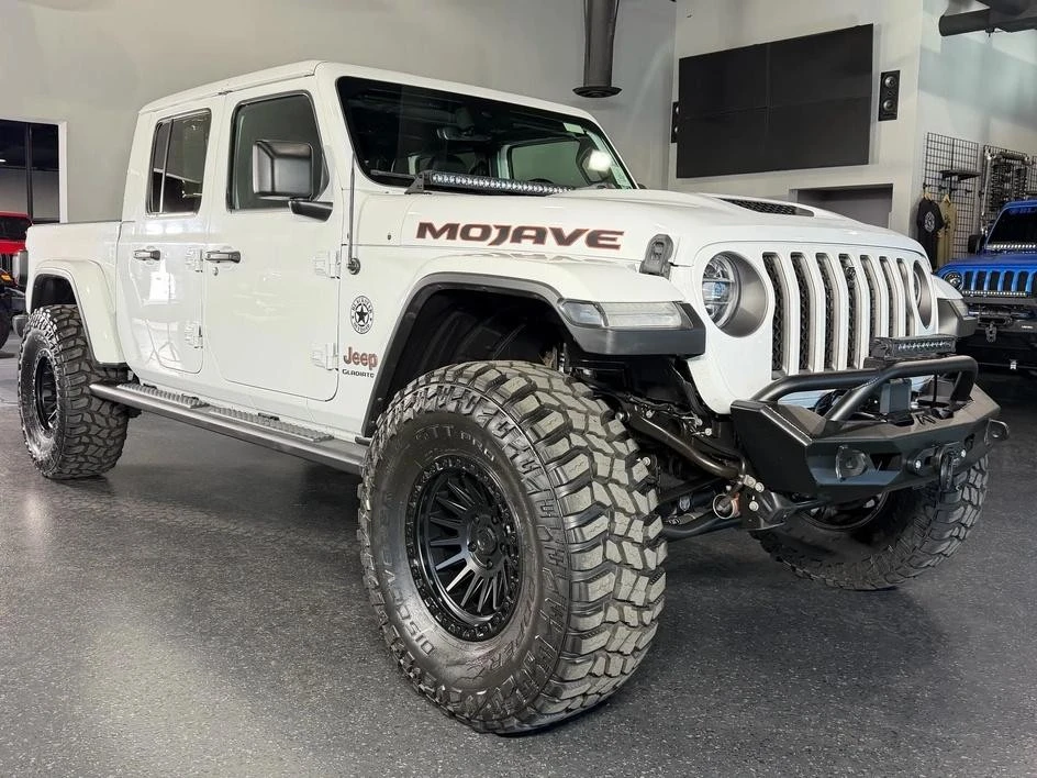 2021 Jeep JT Gladiator - Image 2 of 31