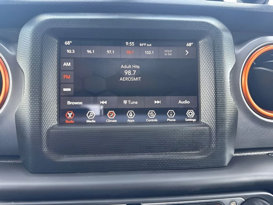2021 Jeep JT Gladiator - Image 16 of 31