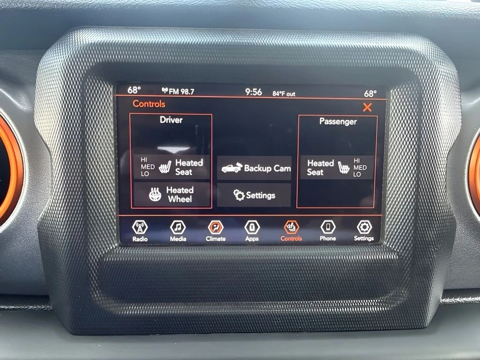 2021 Jeep JT Gladiator - Image 18 of 31