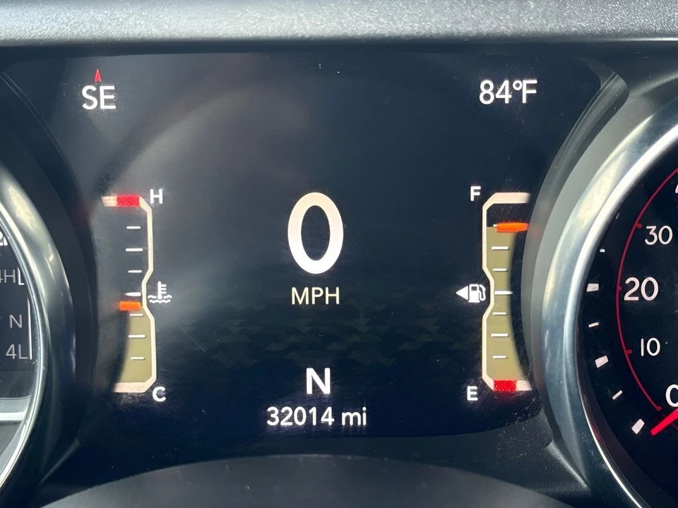 2021 Jeep JT Gladiator - Image 23 of 31