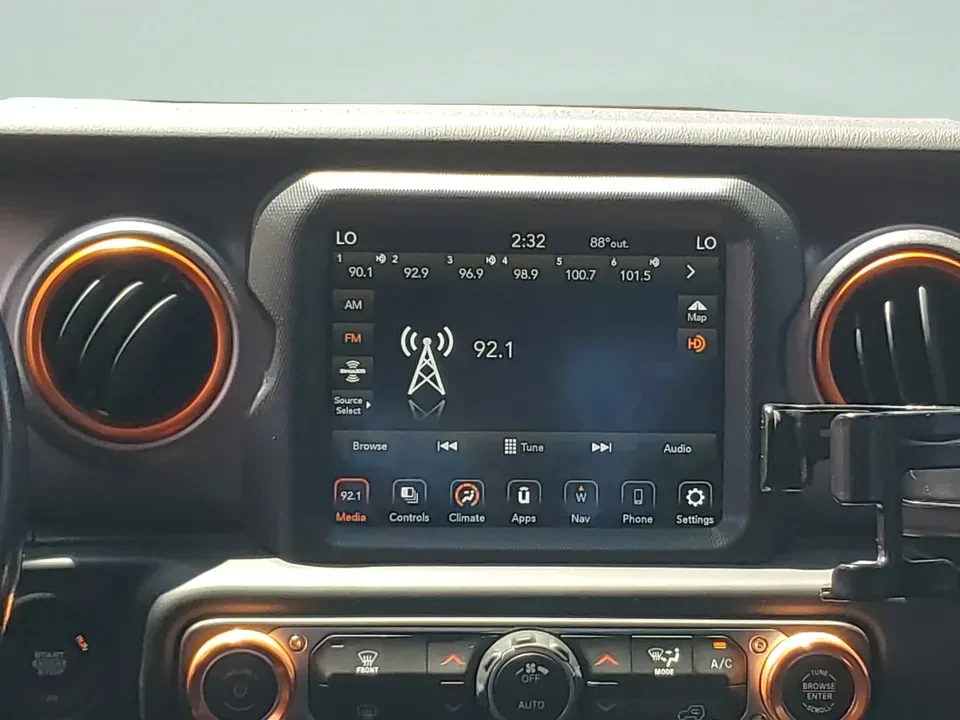 2021 Jeep JT Gladiator - Image 11 of 15