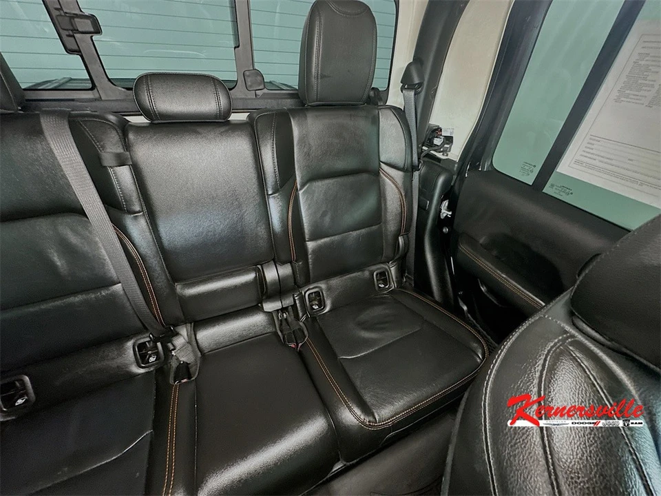 2021 Jeep JT Gladiator - Image 14 of 21