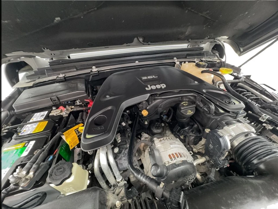 2021 Jeep JT Gladiator - Image 19 of 31