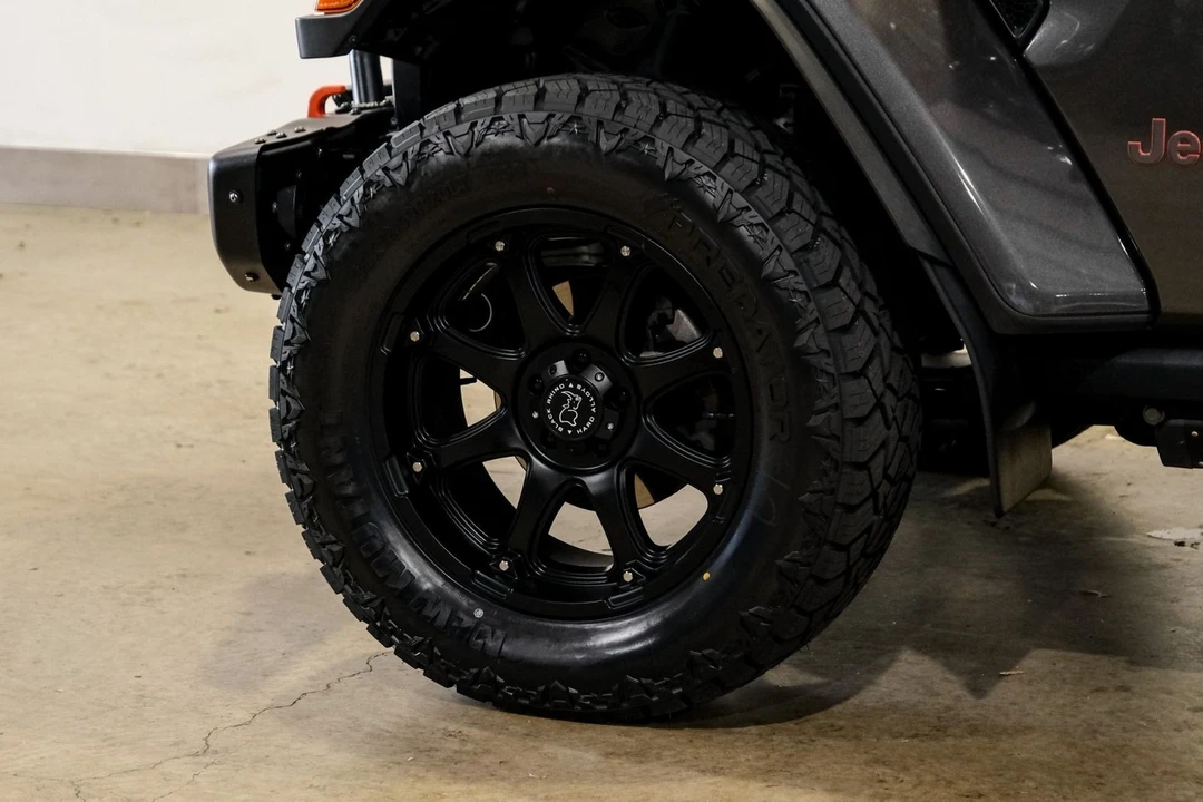 2021 Jeep JT Gladiator - Image 10 of 12