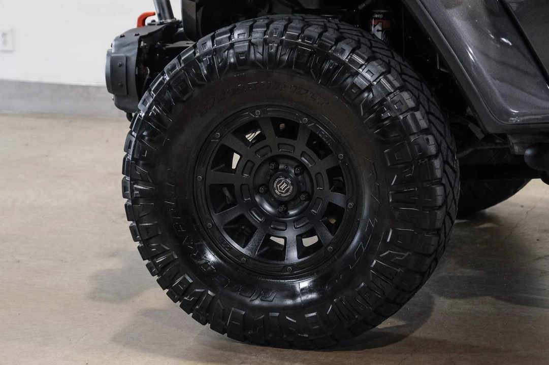 2021 Jeep JT Gladiator - Image 11 of 12