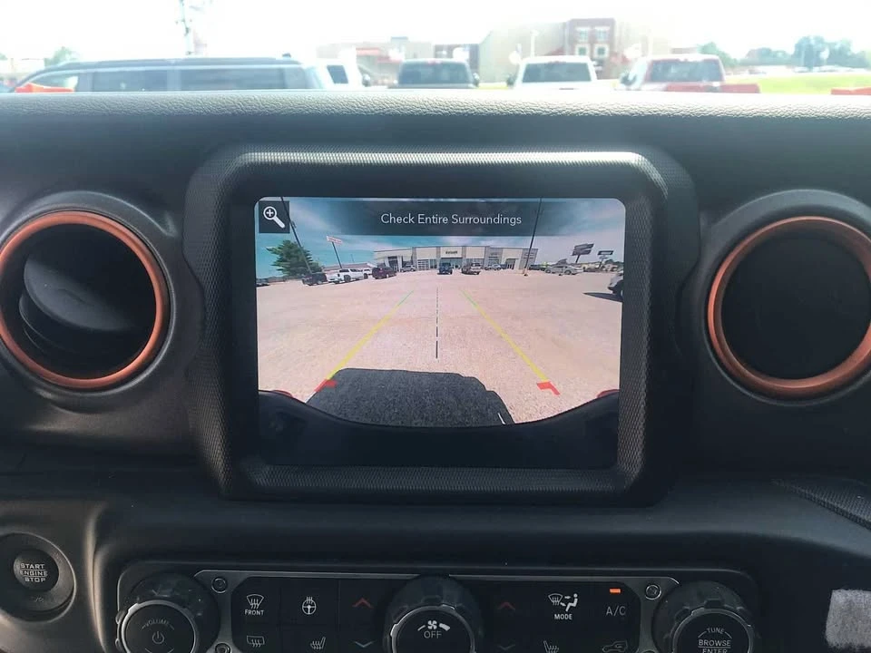 2021 Jeep JT Gladiator - Image 15 of 20