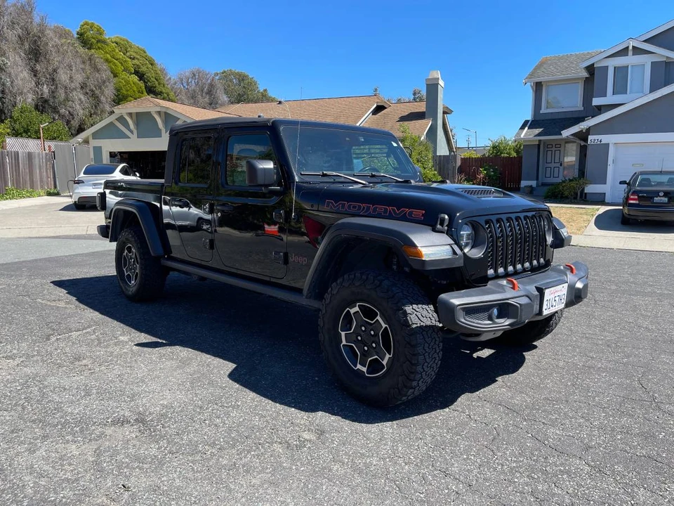 2021 Jeep JT Gladiator - Image 2 of 12