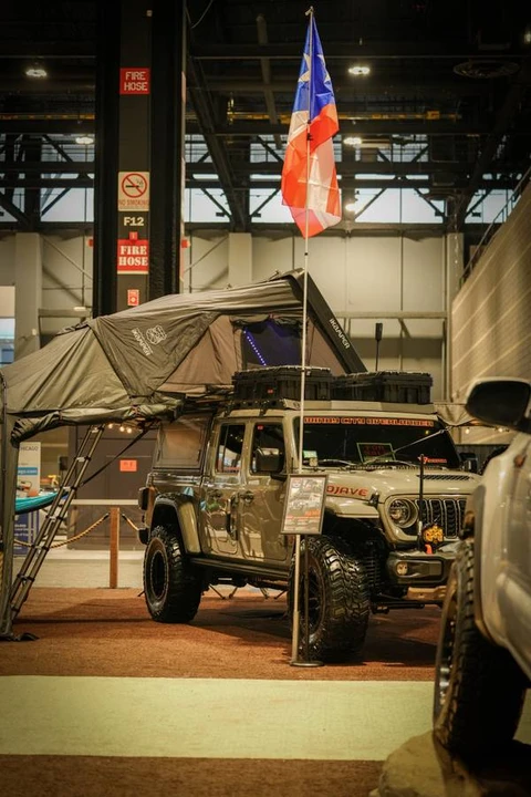 2021 Jeep JT Gladiator - Image 2 of 15