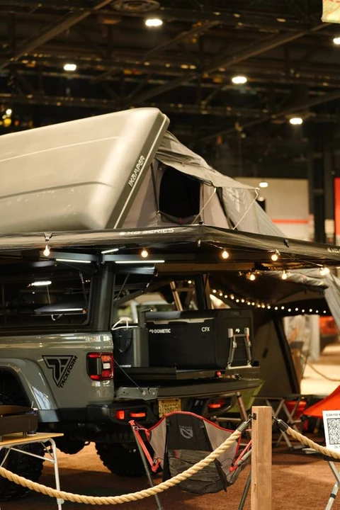 2021 Jeep JT Gladiator - Image 9 of 15