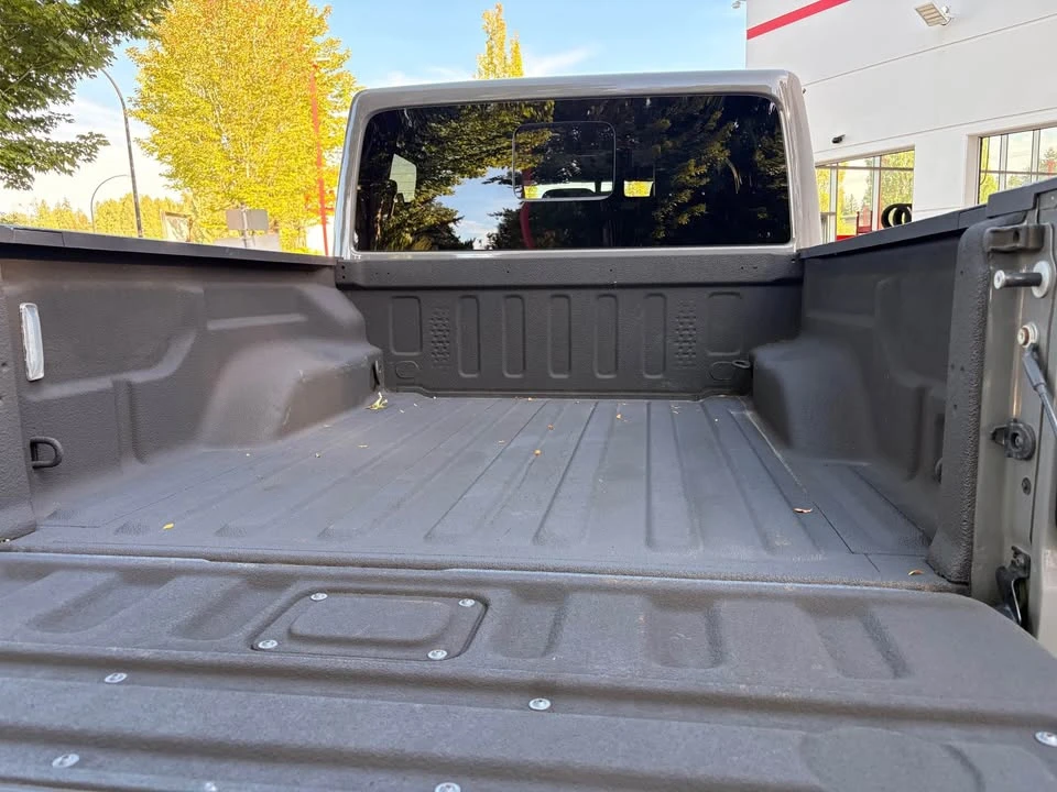 2021 Jeep JT Gladiator - Image 10 of 11