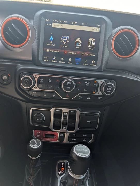 2021 Jeep JT Gladiator - Image 7 of 8