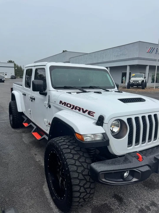 2021 Jeep JT Gladiator - Image 2 of 18
