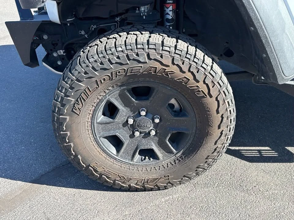 2021 Jeep JT Gladiator - Image 11 of 17