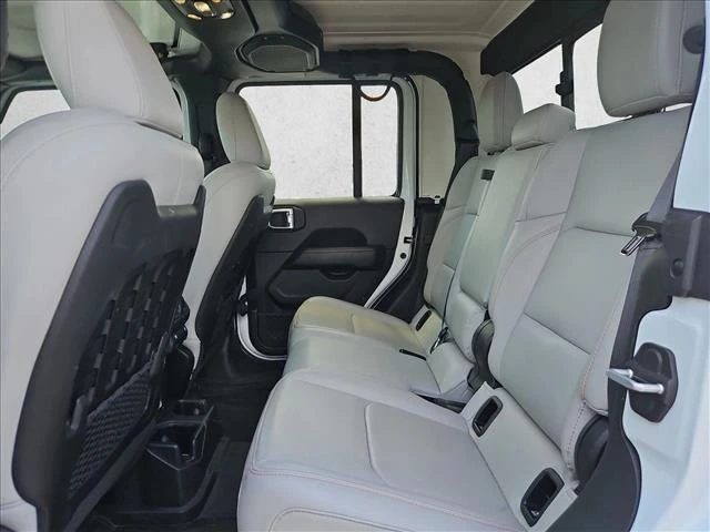 2021 Jeep JT Gladiator - Image 6 of 6