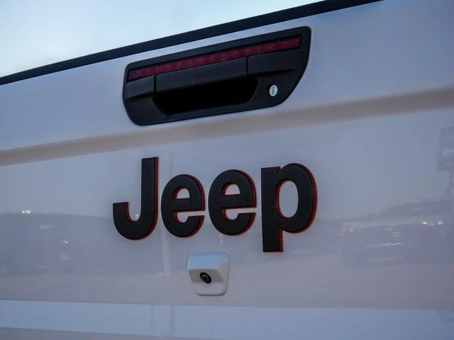 2021 Jeep JT Gladiator - Image 13 of 17