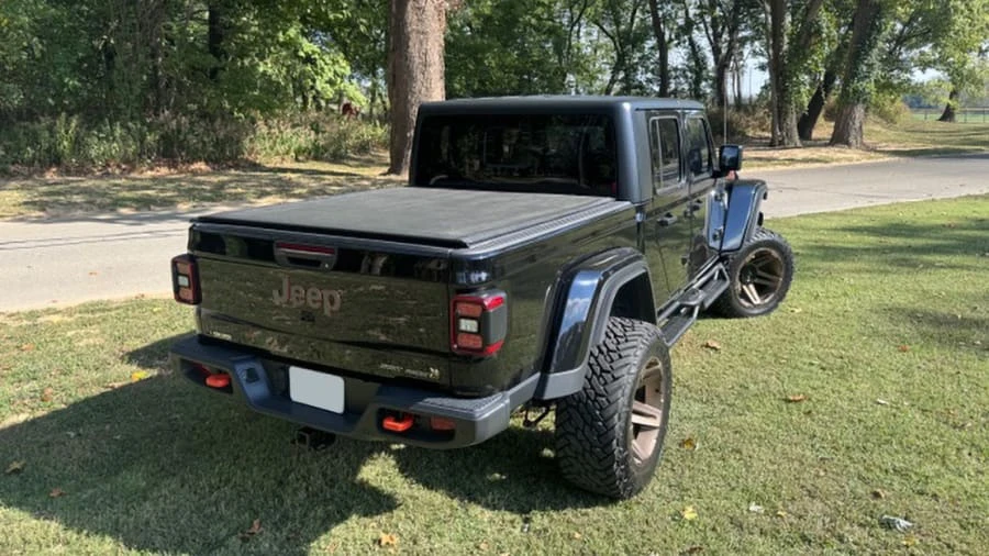 2021 Jeep JT Gladiator - Image 3 of 17