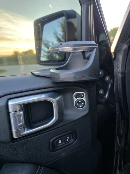 2021 Jeep JT Gladiator - Image 23 of 24