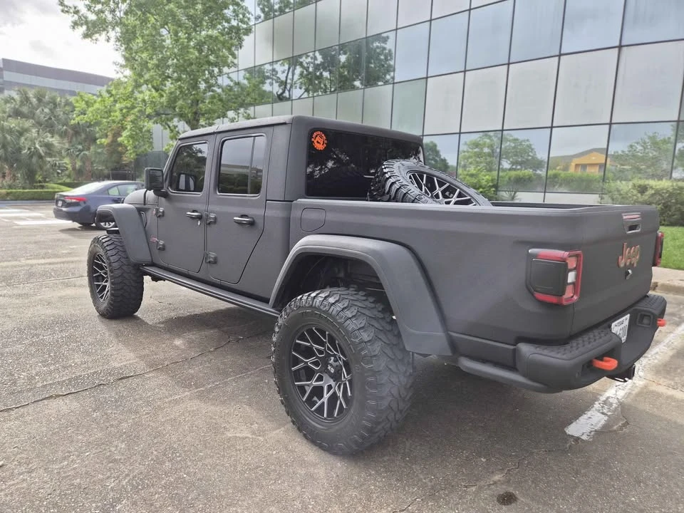 2021 Jeep JT Gladiator - Image 10 of 17