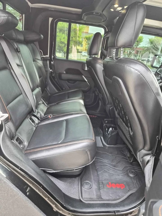 2021 Jeep JT Gladiator - Image 15 of 17