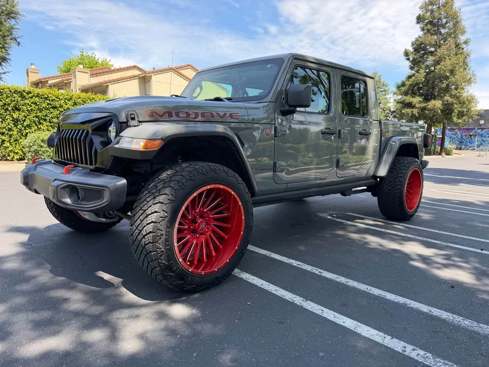 2021 Jeep JT Gladiator - Image 2 of 10