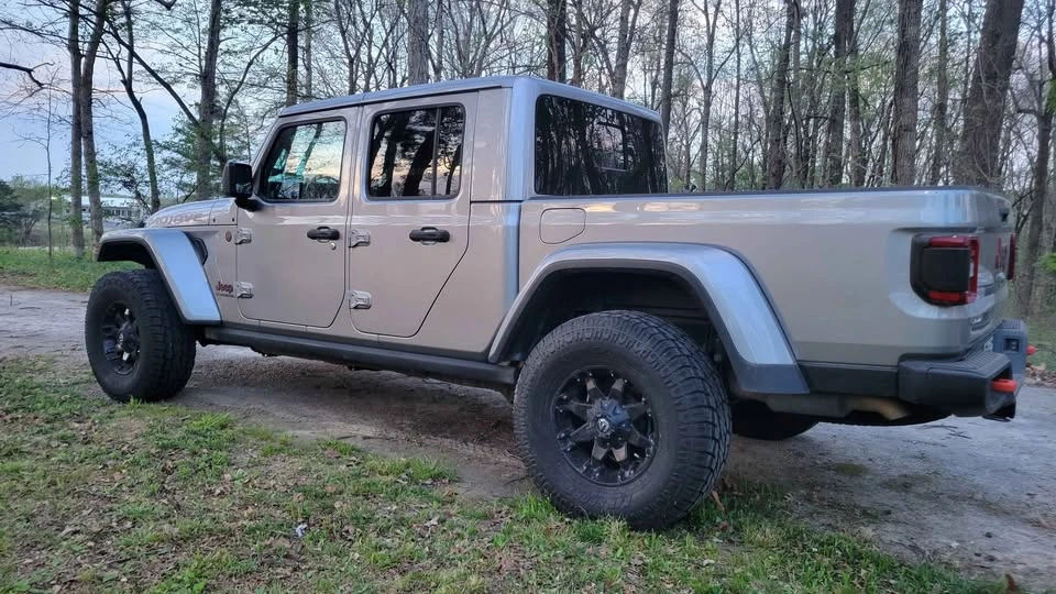 2021 Jeep JT Gladiator - Image 4 of 17