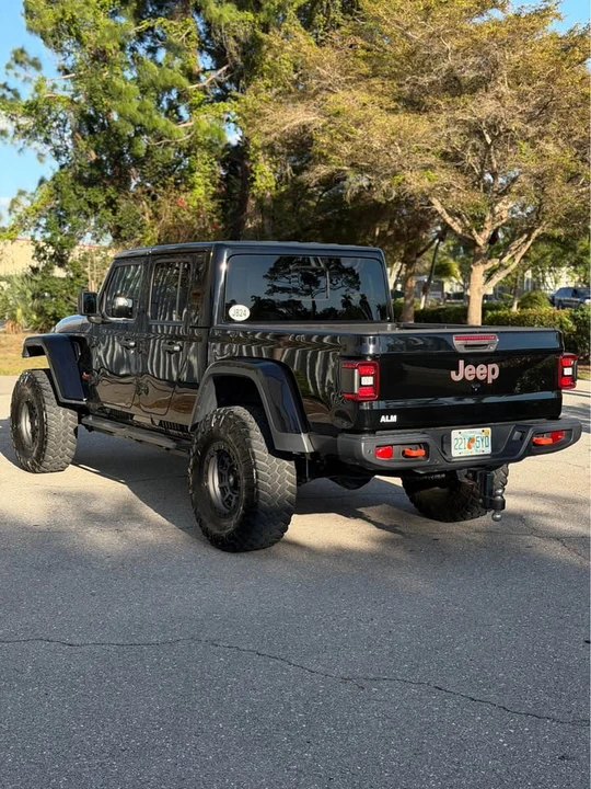 2021 Jeep JT Gladiator - Image 3 of 10
