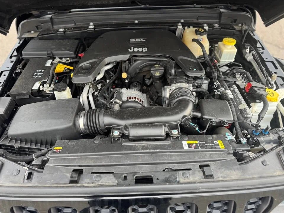 2021 Jeep JT Gladiator - Image 10 of 17
