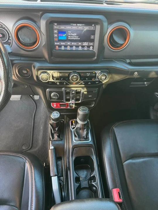 2021 Jeep JT Gladiator - Image 11 of 17