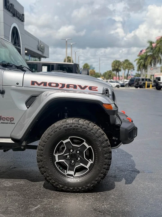 2021 Jeep JT Gladiator - Image 4 of 12