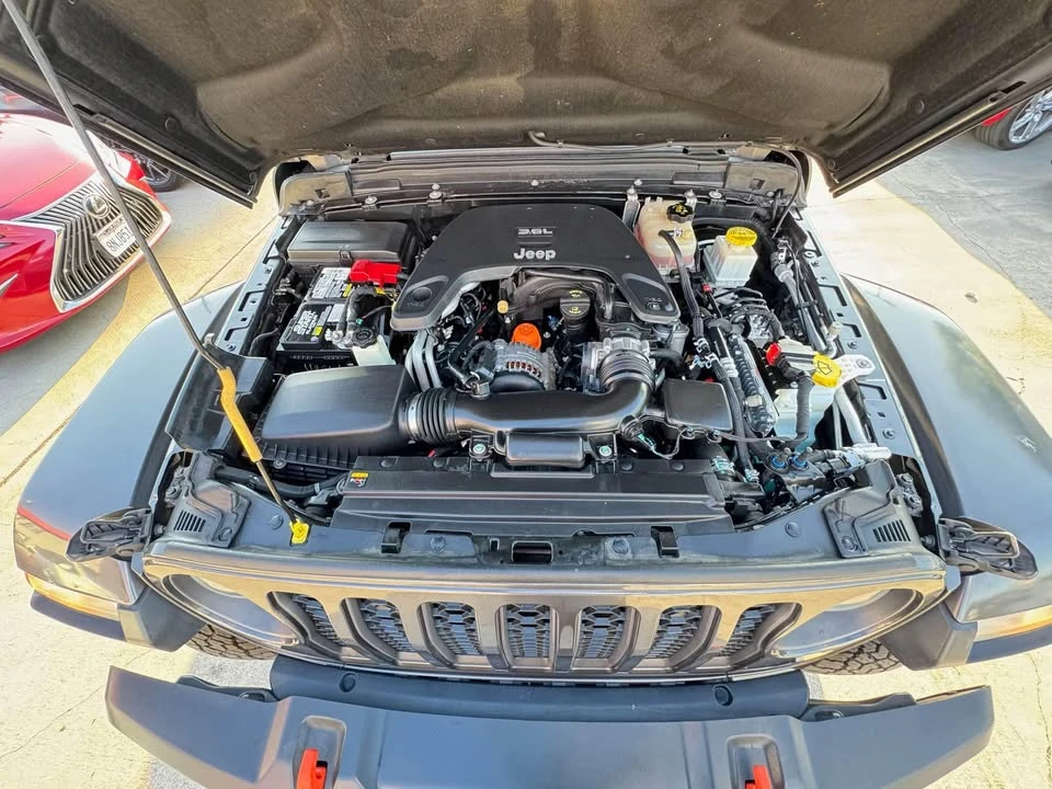 2021 Jeep JT Gladiator - Image 16 of 18