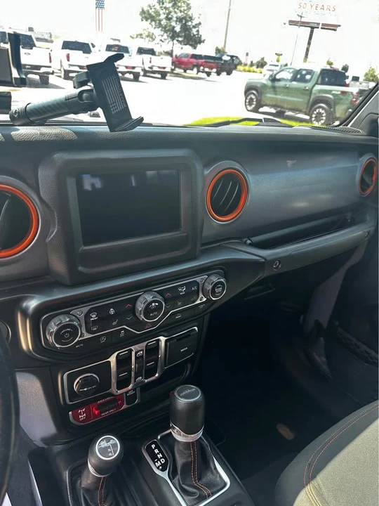 2021 Jeep JT Gladiator - Image 9 of 12