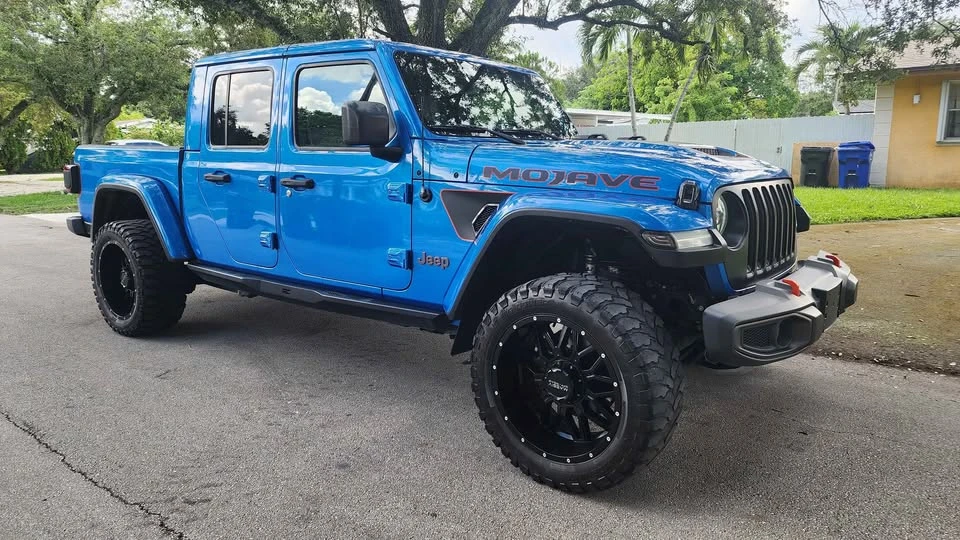 2021 Jeep JT Gladiator - Image 2 of 10