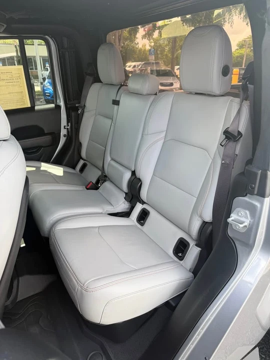 2021 Jeep JT Gladiator - Image 11 of 12