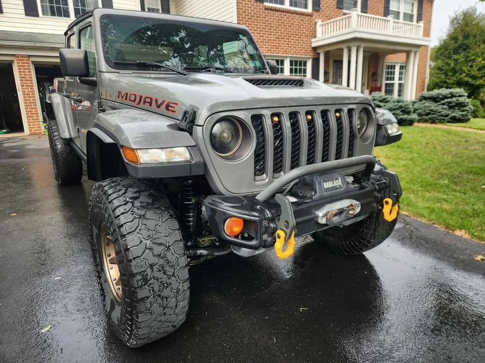 2021 Jeep JT Gladiator - Image 2 of 20