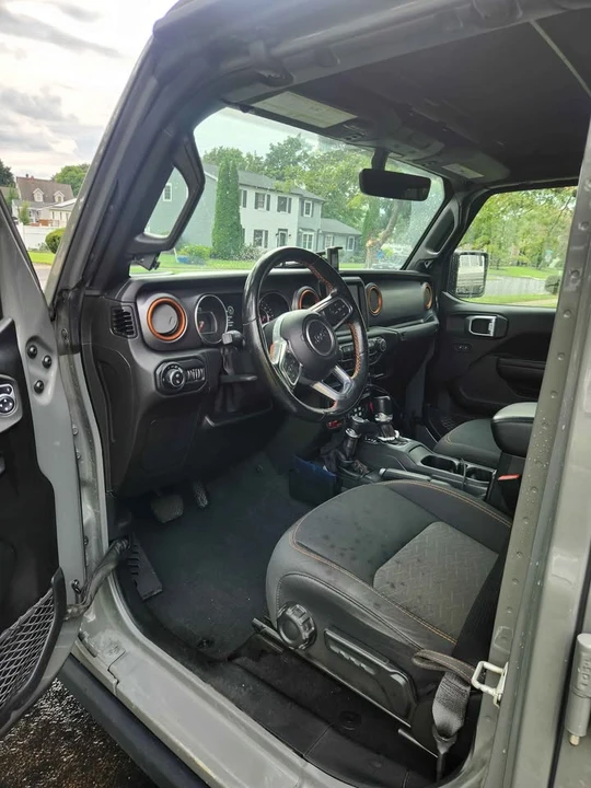 2021 Jeep JT Gladiator - Image 18 of 20